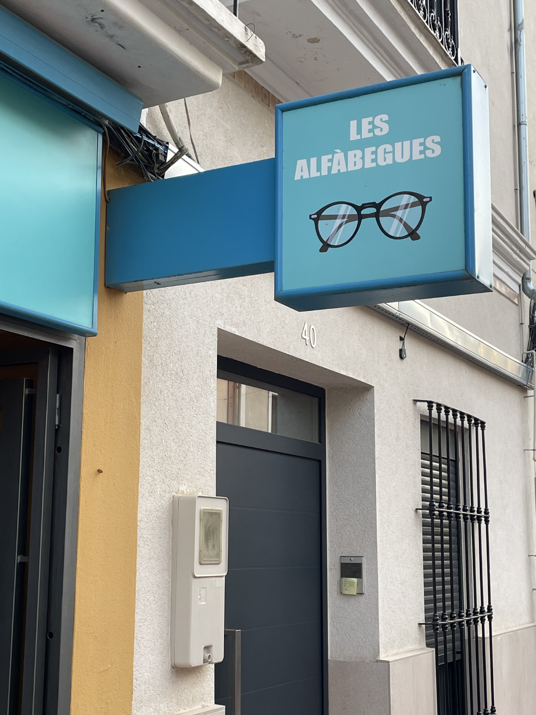 Cartel de la óptica